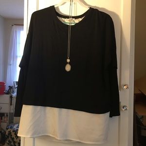 EUC Calvin Klein split back top